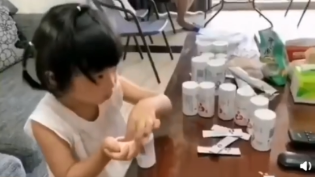 王一博|44岁吴洁因病逝世，丈夫悲恸发讣告，编导赞其重庆最优秀主持人