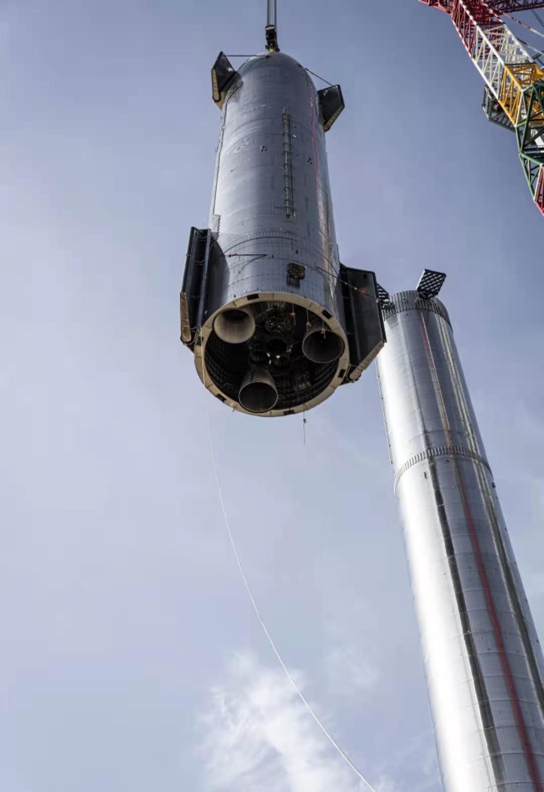 银河系 马斯克表示，SpaceX星际飞船即将起飞，正在等待监管部门的批准