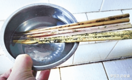 蔬菜|一家三口确诊肝癌，只因吃饭常用“1物”，医生怒斥：糊涂！