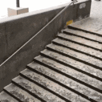 小叶娱记 “马赛克”的确不可以随意打，特别是对女孩...长相果然是硬伤！