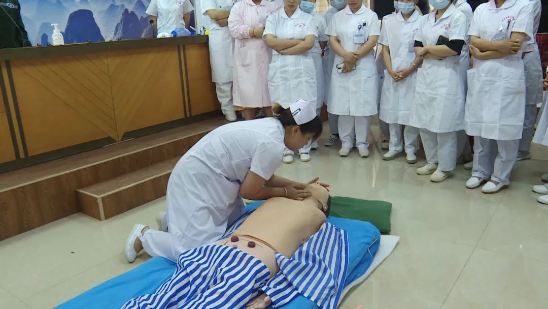 环江生活圈 护士节：为了更好地服务患者，环江护理技能培训“不掉线”