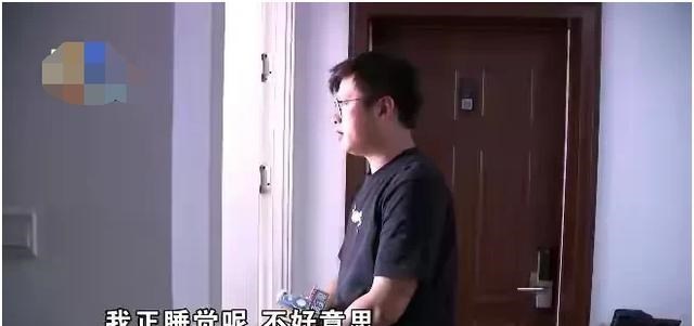 杭州 异性合租会日久生情？杭州女士与合租男子为早晨洗澡多次拳脚相向
