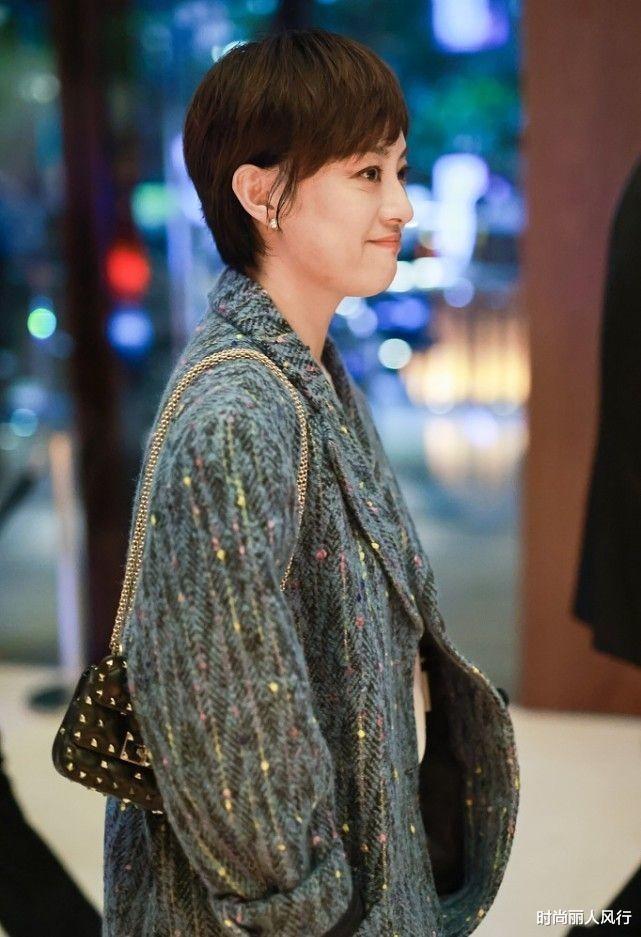 孙俪|孙俪好不容易走红毯，又翻车！穿高定压轴亮相，身材居然这么差劲