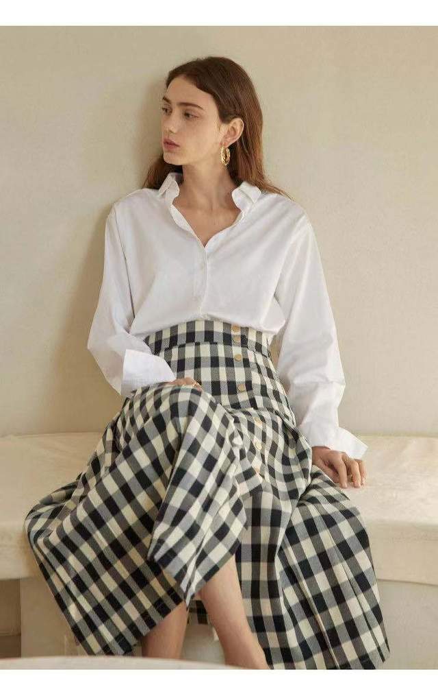 江南小蚂蚁|复古浪漫又自带优雅属性，这2个单品才是减龄又时髦的正确穿法