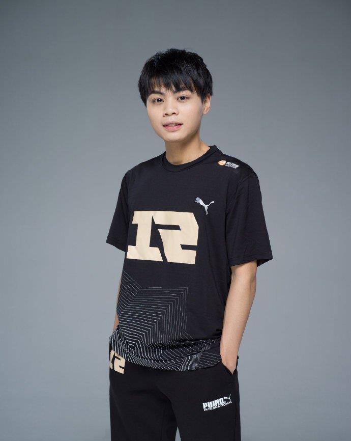 魔王樊|久诚首发上场,与最初老hero久竞合体,AG超玩会一套首发或固定!