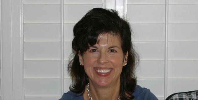 摄像头 为安全起见,美国女子在家安了摄像头,当天就拍到自己被害一幕