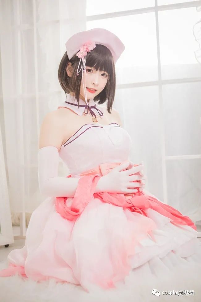 路人女主的养成方法|cos：?路人女主加藤惠文库礼服