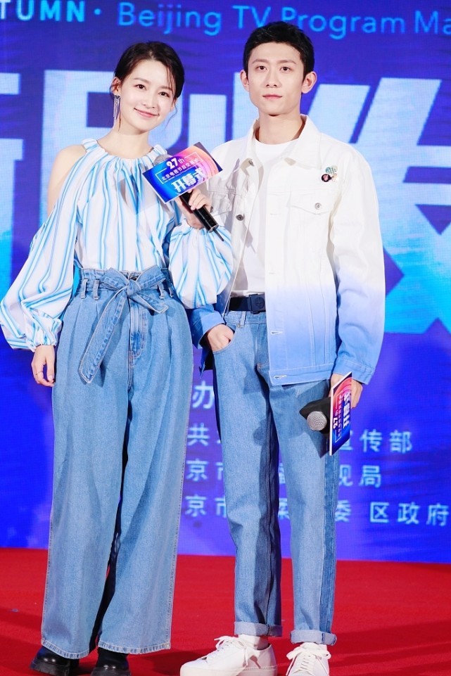 穿衣搭配|学昆曲出身的李沁气质真好,休闲穿搭好时尚,举手投足都是魅力