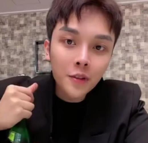 好家伙|兜儿晒女儿正面照，网友直呼“好家伙”，至少能省几十万