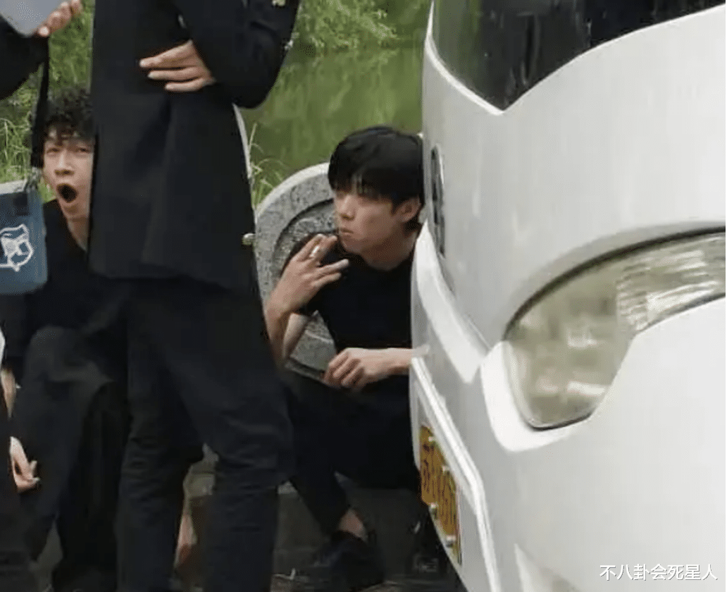 选秀|打投倒奶、老赖之子、塌房遍地，“五毒俱全”的内娱选秀该打住了