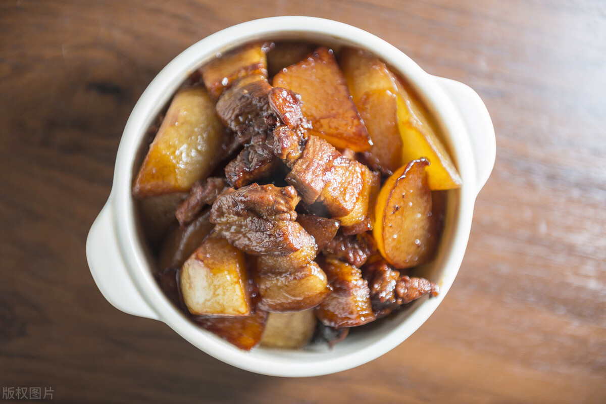 骨质疏松|62岁大爷骨折离世,骨科主任:厨房一物吃太多,骨骼轻轻一碰就折