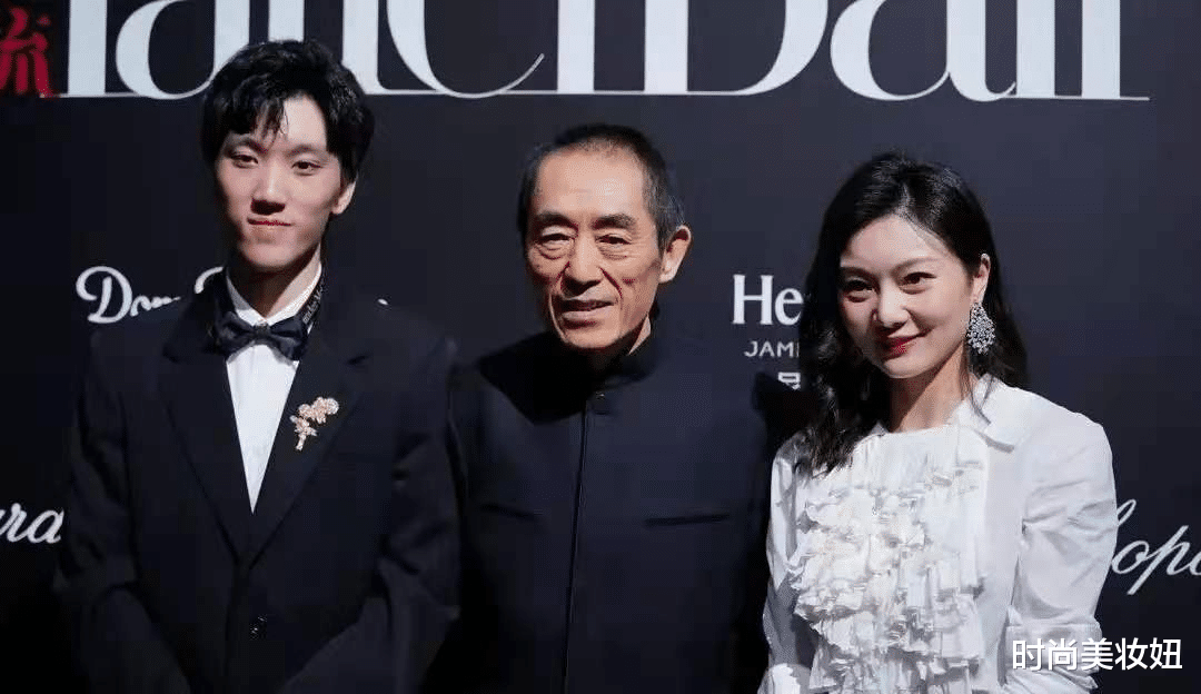 时尚美妆妞|陈婷真是骨子里的“高级”，穿衬衫配半身裙好贵气，气质不输贵妇