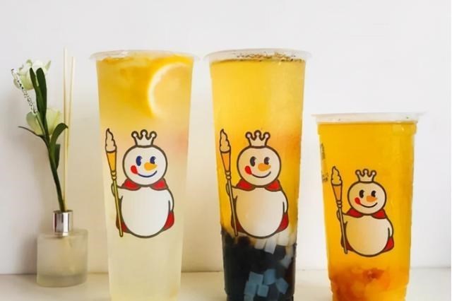蜜雪冰城“骗局”:年收益8亿,竟不是靠奶茶