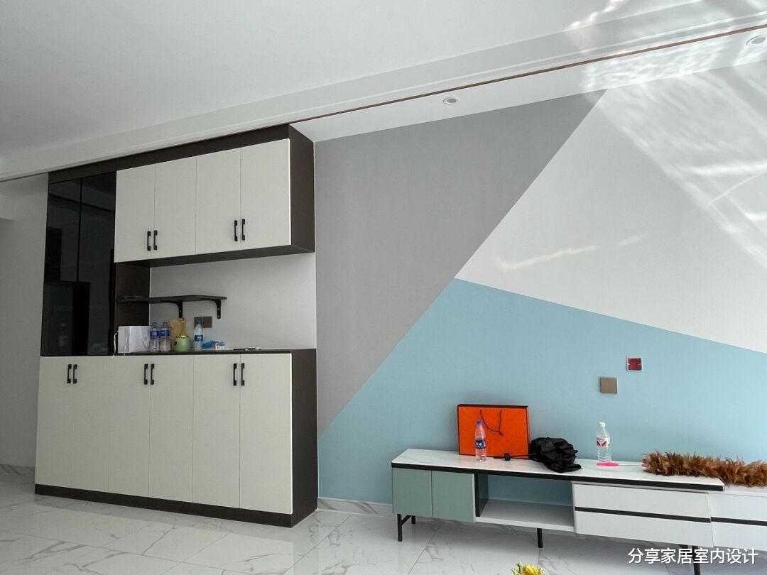 一人一屋三餐四季，按自己的想法装修，不攀比，生活自由又幸福！