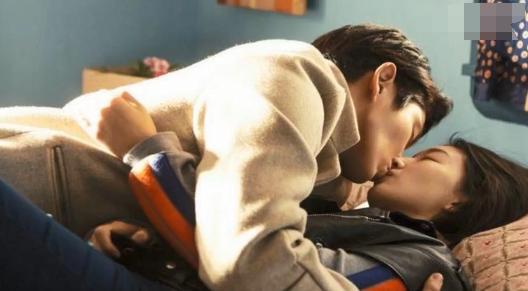 张翰|“未成年就拍吻戏”的7位明星，猜你肯定不知道最后一位