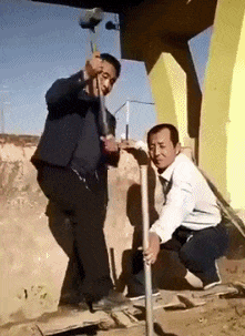 萌控孩|“从爷爷床底下发现的,这到底值不值钱啊?”哈哈哈感觉自己要发财了啊