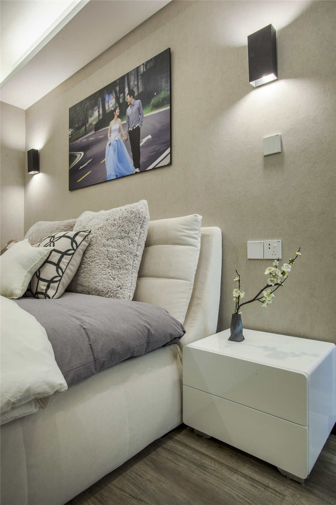 独具创意的婚房,年轻化的装修和布置,打造简约和实用并存的家