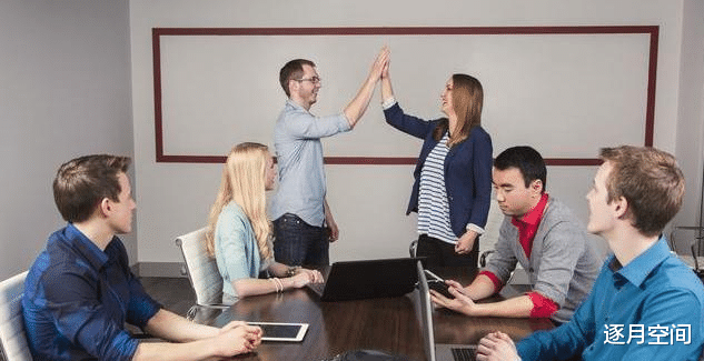 |为什么有的员工不害怕公司领导？说明员工有个性工作环境好！