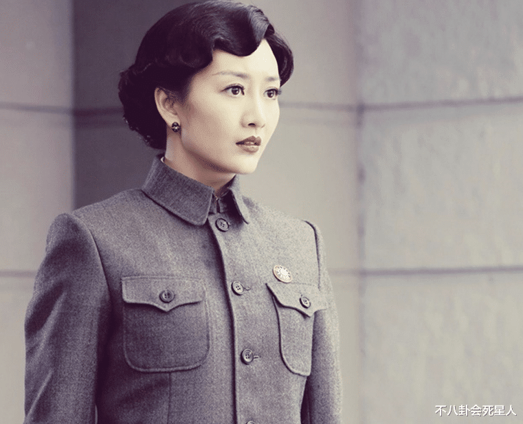 王源|又一美艳御姐配中年油腻男!潘粤明新剧满脸横肉,资源却总不断