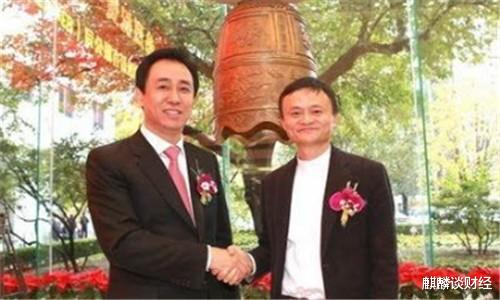 五粮液 白酒新首富出现，手握茅台、五粮液的代理权，一年营收37亿