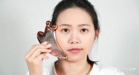 时尚好物官|那些坚持用美容仪的明星，皮肤都怎么样了？看完我也买了一个