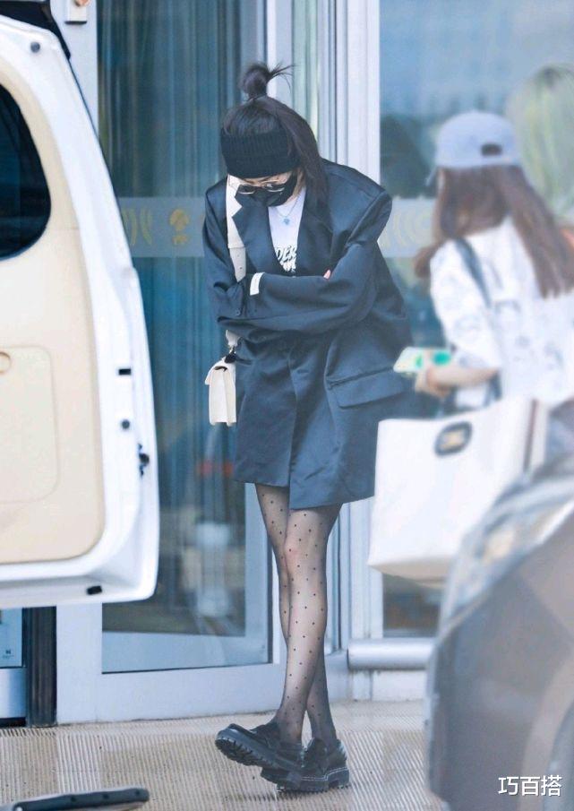 杨幂|娱乐圈“私服”哪家强？吹爆杨幂的日常穿搭，每一套都在审美点上