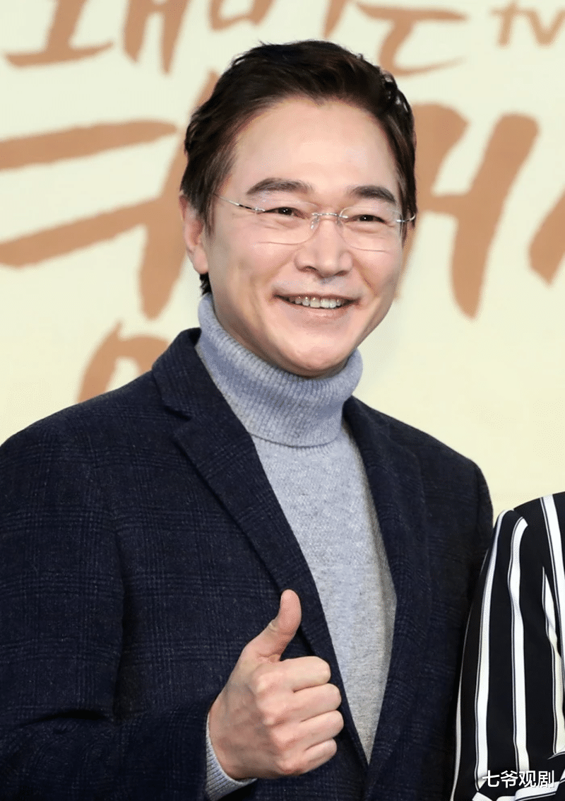 郑普硕|难忘《看了又看》银珠，基正做面包店老板，郑宝石不演痴情好多年