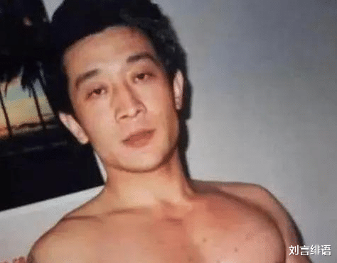 向华强|90年代，向华强在北京挨了白小航一巴掌，回港后白小航意外身亡