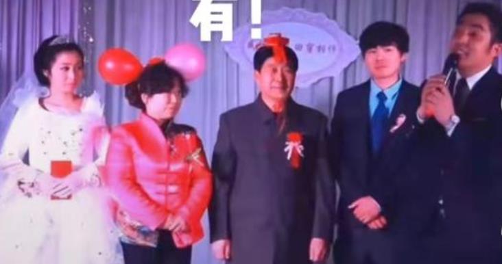 姚策|姚策熊磊婚礼超豪华，再看姚威当年婚礼现场，寒酸场面对比太明显