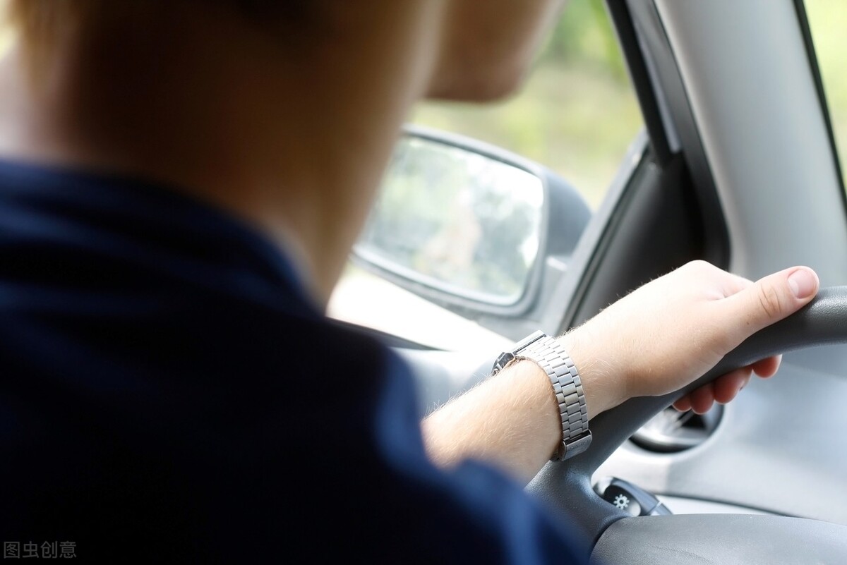 连体 滴滴，你是怎么“惹怒”了旗下80%的司机？