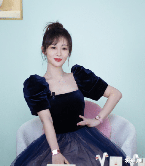 袁文康|杨紫活动造型美似仙女，可粉丝仍炮轰工作室拖后腿？