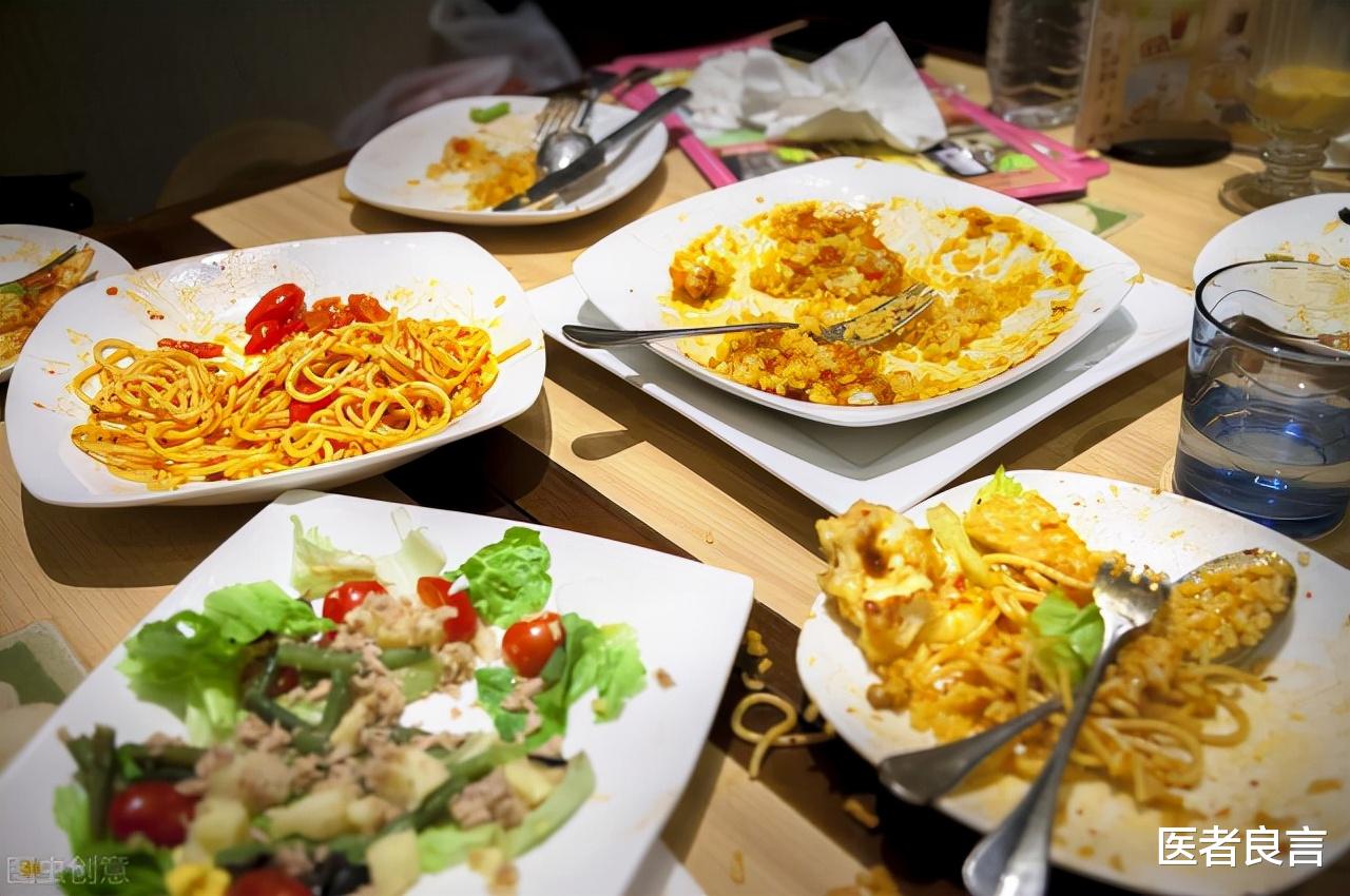 尿蛋白|很多病都是“省”出来的！医生坦言：太省可能会“喂”出癌症