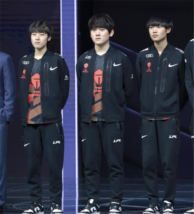 jackeylove|JKL最需要证明的不是身价、荣誉,而是这项事实?他一说就被质疑