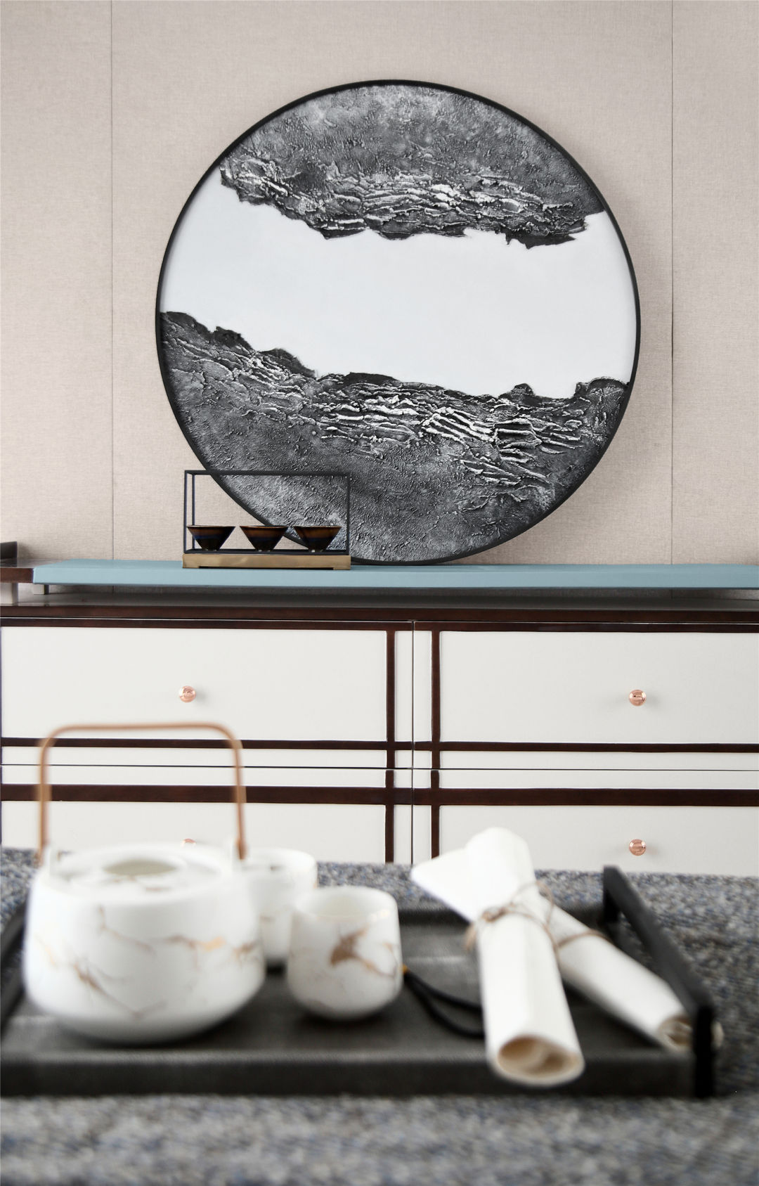 近乎完美的180平复式,优雅与古今结合,让业主拥有更好的居住体验