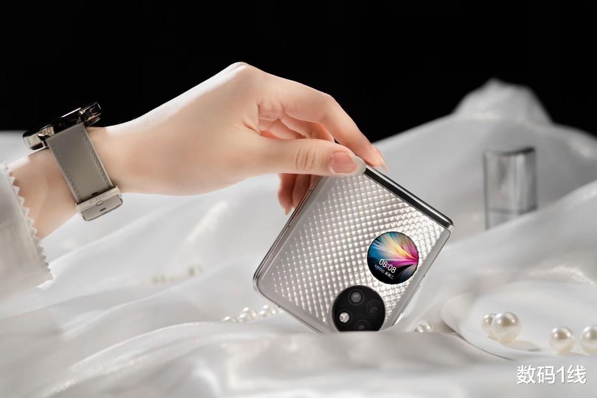 钢化膜|华为P50 Pocket真香来袭,小机身大能量,各种体验很新颖