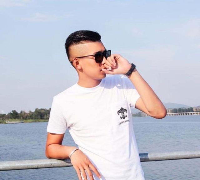 李天佑|央视的《焦点访谈》三次点名了天佑。在此之后，天佑被彻底封杀