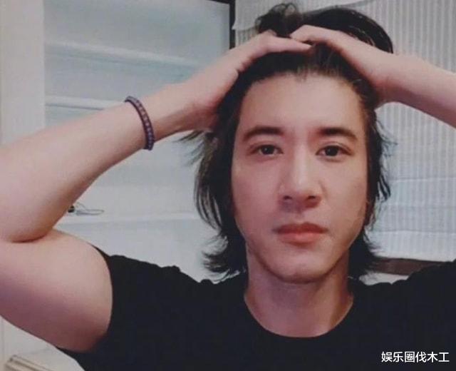 俄罗斯|李靓蕾4次实锤之后,王力宏终于发文道歉,网友:想堵住嘴?