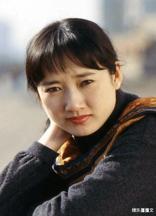 女心理师|歌手成方圆：一婚嫁恩师，二婚嫁王刚，如今61岁依旧不生孩子