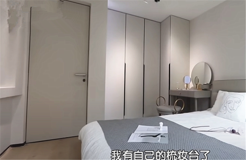 卧室|北漂小夫妻买房上当！64㎡房里全是死角只有卧室能用，网友：少见