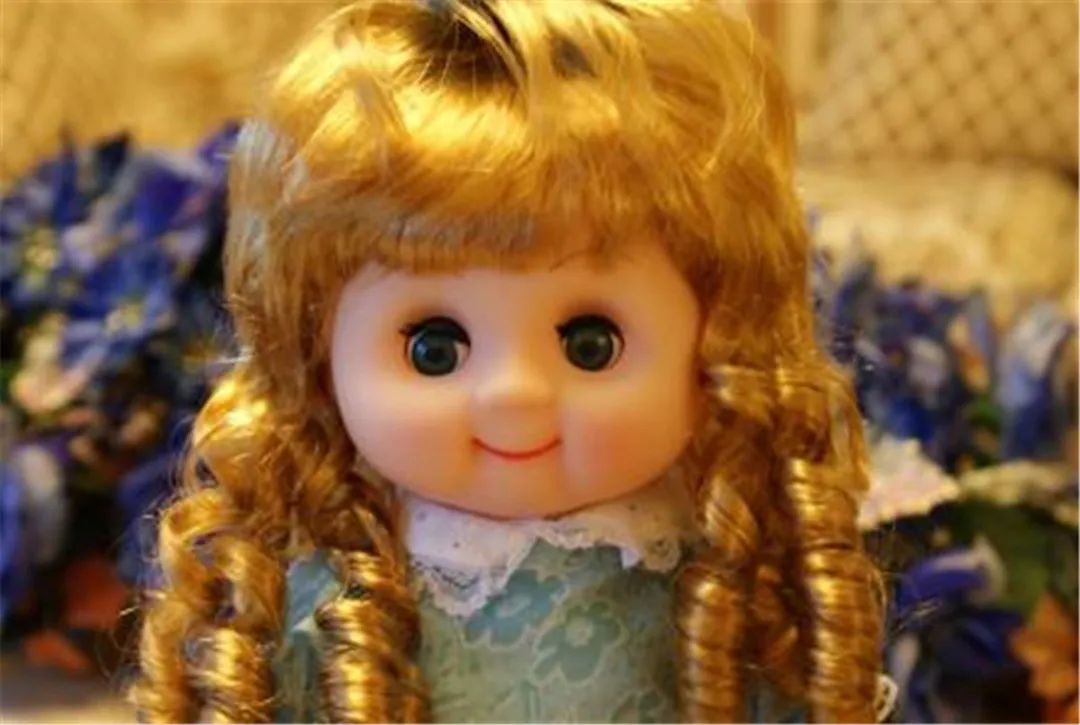 饭饭妈妈育儿|女儿害怕洋娃娃，妈妈没当回事，直到女儿说话语无伦次才开始重视