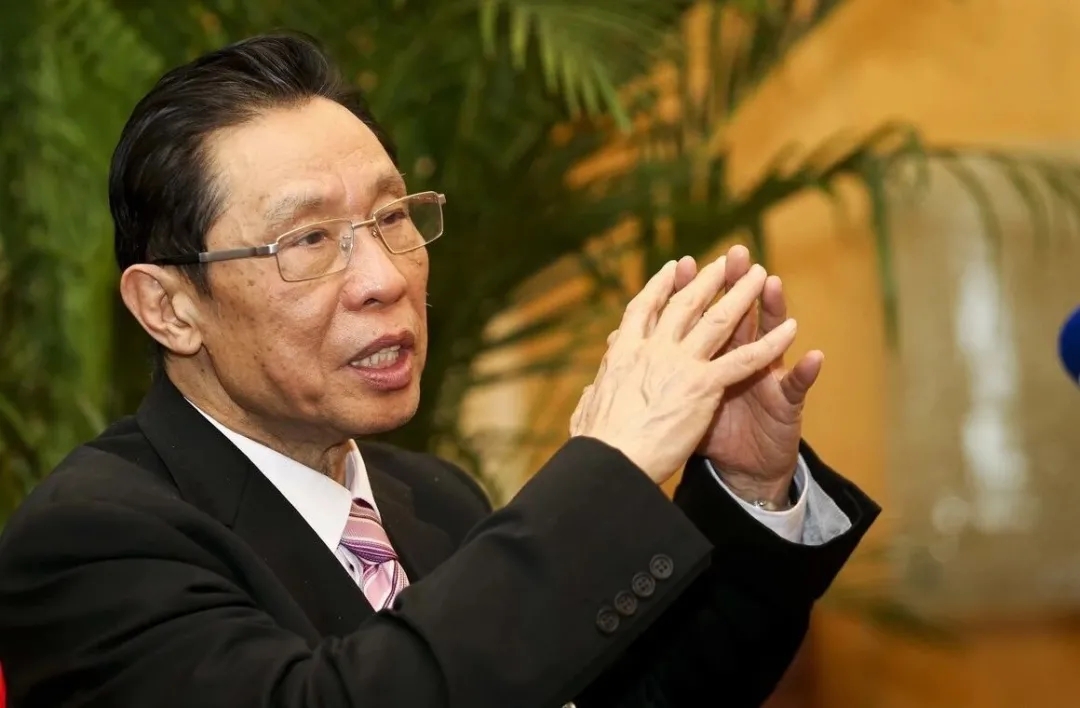 软妈硬爸|吴亦凡被批捕：群星闪耀的时代，你为何在阴沟里选偶像