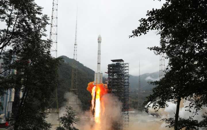 卫星|实践21号卫星工作了！它并非只是“太空清道夫”，还是个“保镖”