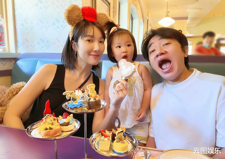 帕梅拉|李亚男亿万豪宅宴请闺蜜，大鱼大肉太丰盛，王祖蓝主动服侍客人