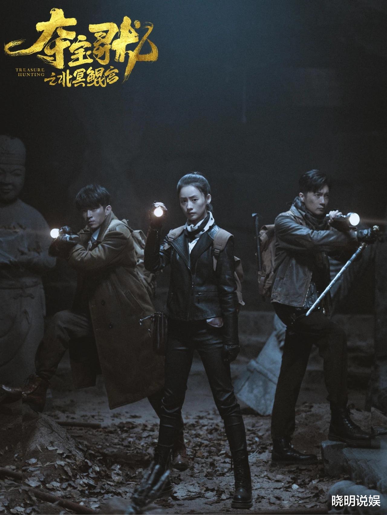依灵|甜美少女依灵清新时尚气息亮片裙装太亮眼，雪白大长腿让人血脉偾张