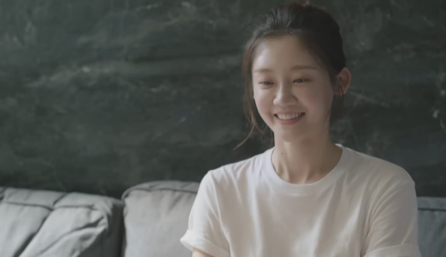 肖战|网友说肖战又推出了一部作品，制作团队非常的强大，剧情也十分的精彩