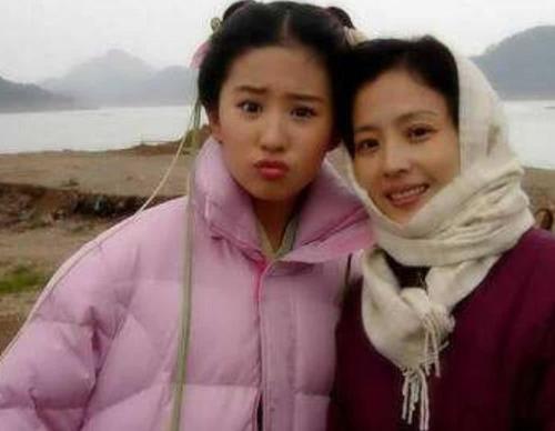 王菲|王菲: 这是我女儿，邱淑贞: 这是我女儿，刘晓莉: 麻烦让让