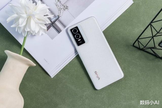 ofo|仅1699元，5000万主摄+44w，“12GB大内存”手机开卖