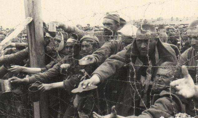 斗转星移啊|历史上,10个苏联战俘开着德军轰炸机,成功逃回国后,为何全部被处死?