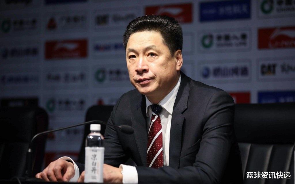 李春江|李春江正式出山！执教CBA总冠军球队，打造宏远之后新的王朝？
