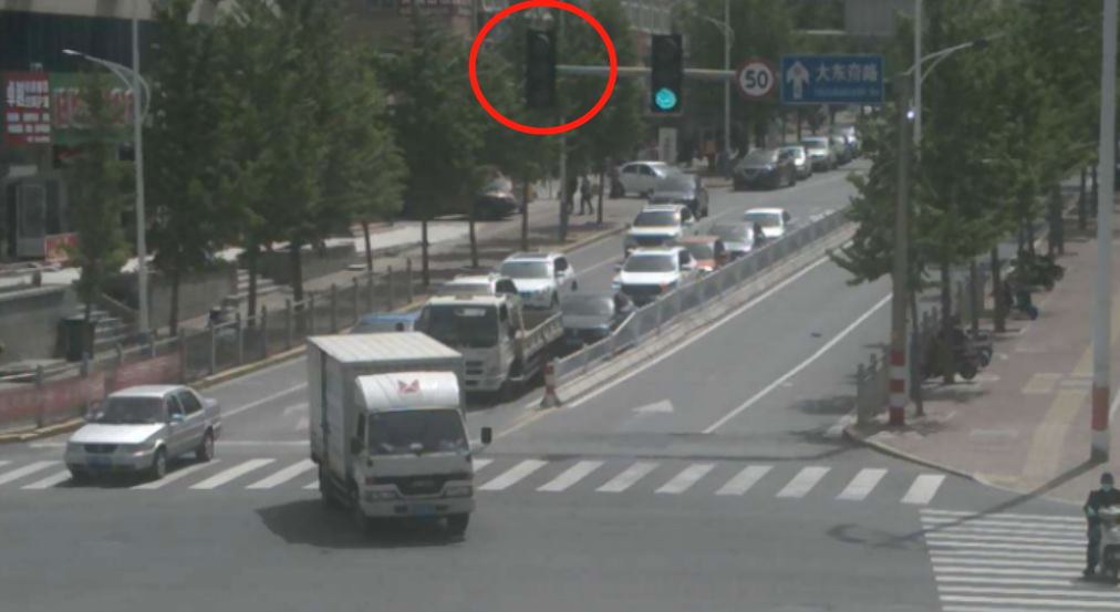 海阳融媒 注意！烟台市区“信号灯”启用新国标！开车怎么走？戳